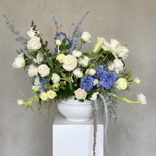 Once-and-Florall-Designs-Sapphire-Sienna-blue-white-purple-floral-arrangement-white-column-St-Augustine-florist