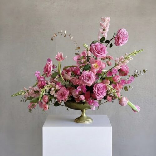 Once-and-Florall-Designs-Positano-Pink-monochromatic-pink-couture-floral-arrangement-white-column-St-Augustine-florist